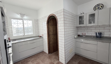 Resa estates ibiza for sale te koop villa huis zwembad san jose side kitchen.jpeg
